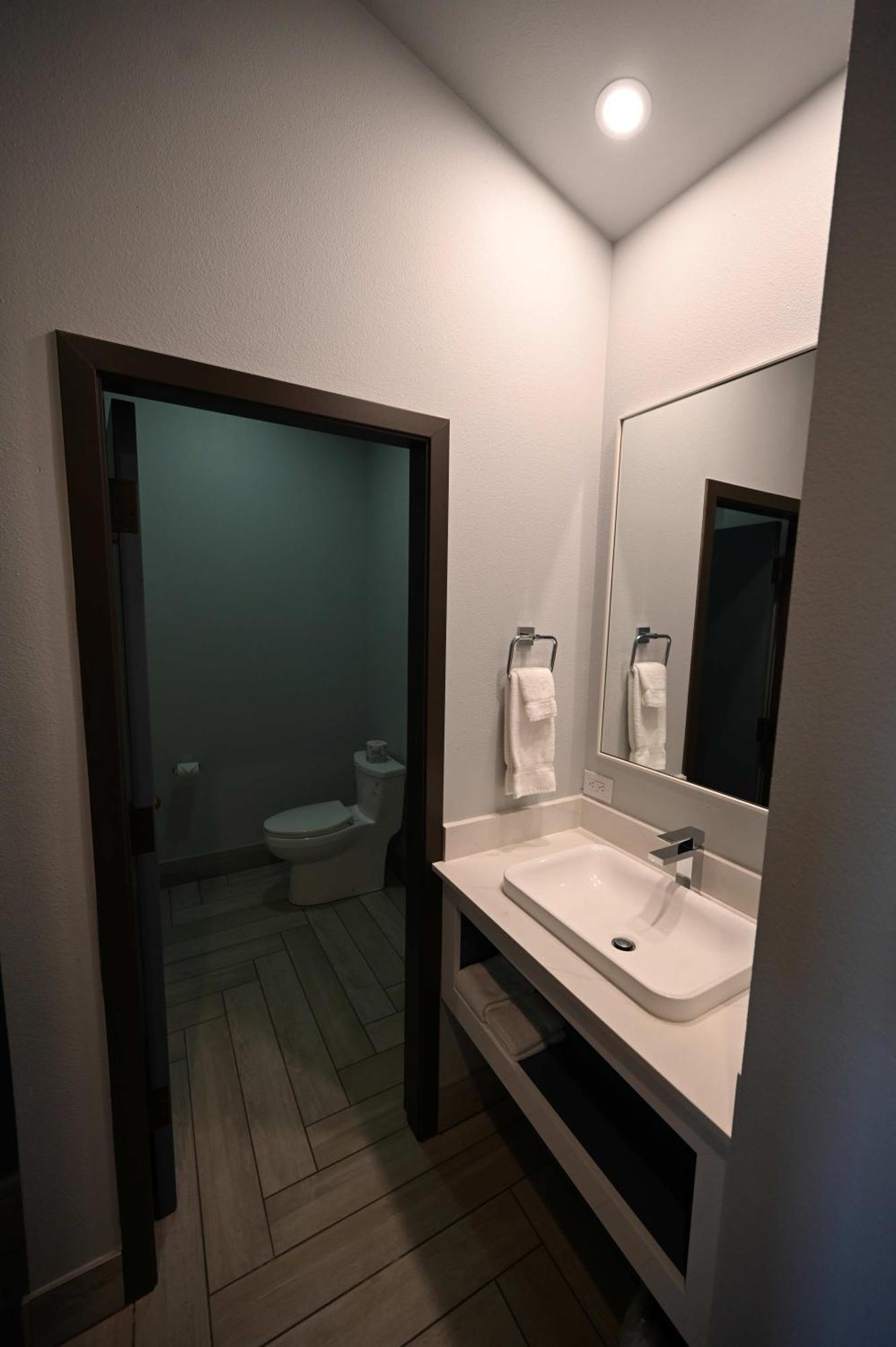 Edgewater Inn And Suites, Ascend Hotel Collection Coos Bay Zewnętrze zdjęcie