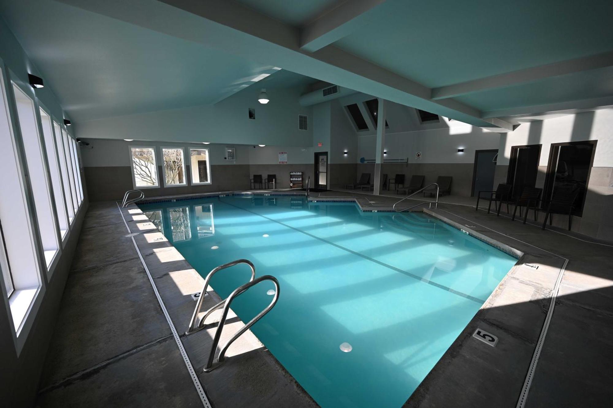 Edgewater Inn And Suites, Ascend Hotel Collection Coos Bay Zewnętrze zdjęcie