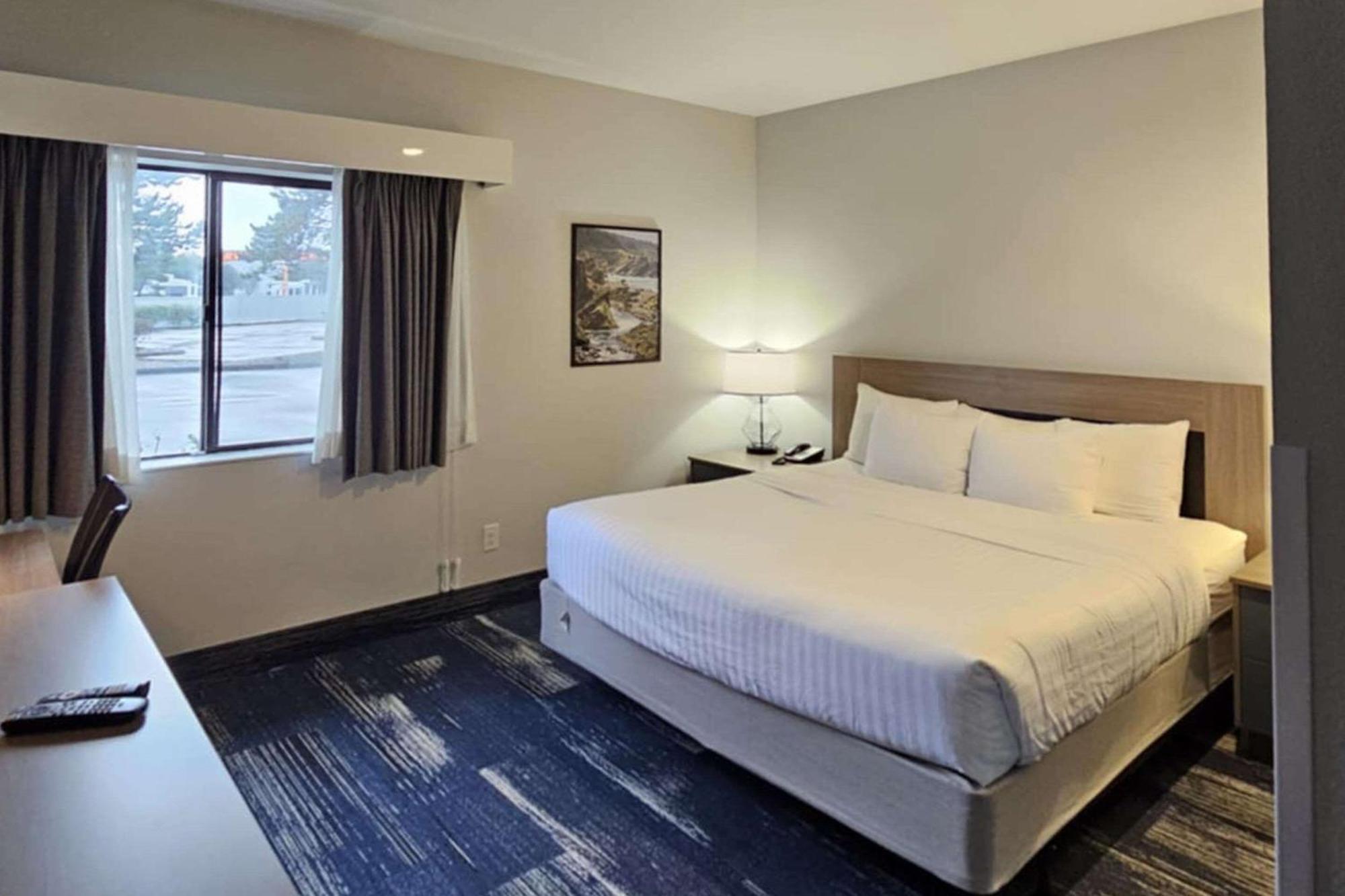 Edgewater Inn And Suites, Ascend Hotel Collection Coos Bay Zewnętrze zdjęcie