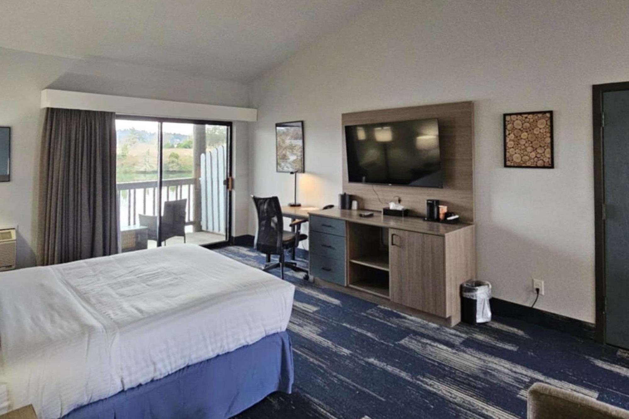 Edgewater Inn And Suites, Ascend Hotel Collection Coos Bay Zewnętrze zdjęcie