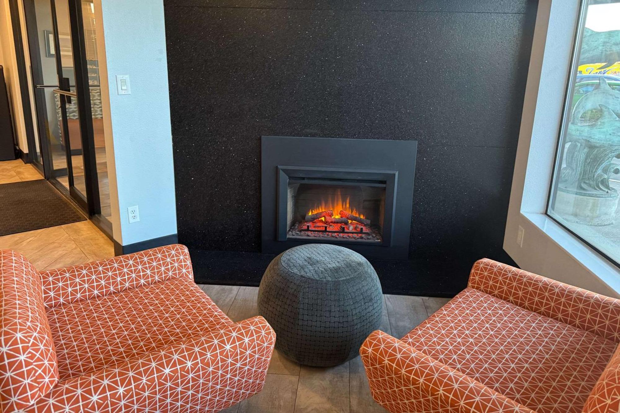 Edgewater Inn And Suites, Ascend Hotel Collection Coos Bay Zewnętrze zdjęcie